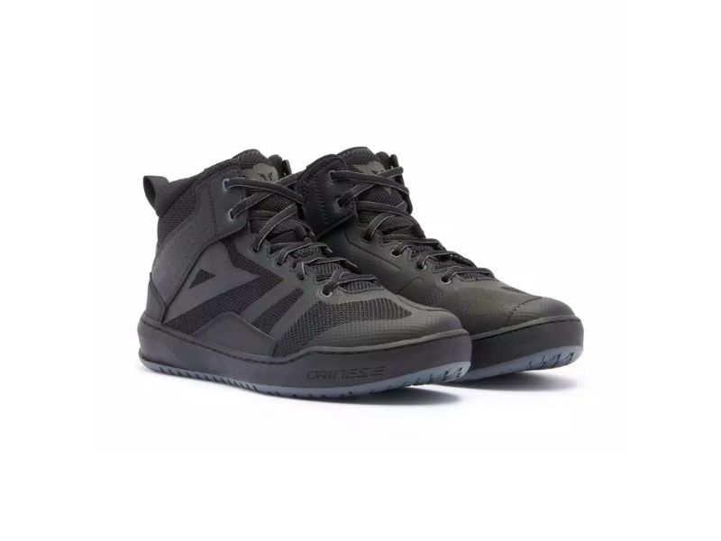 dainese patike suburb air